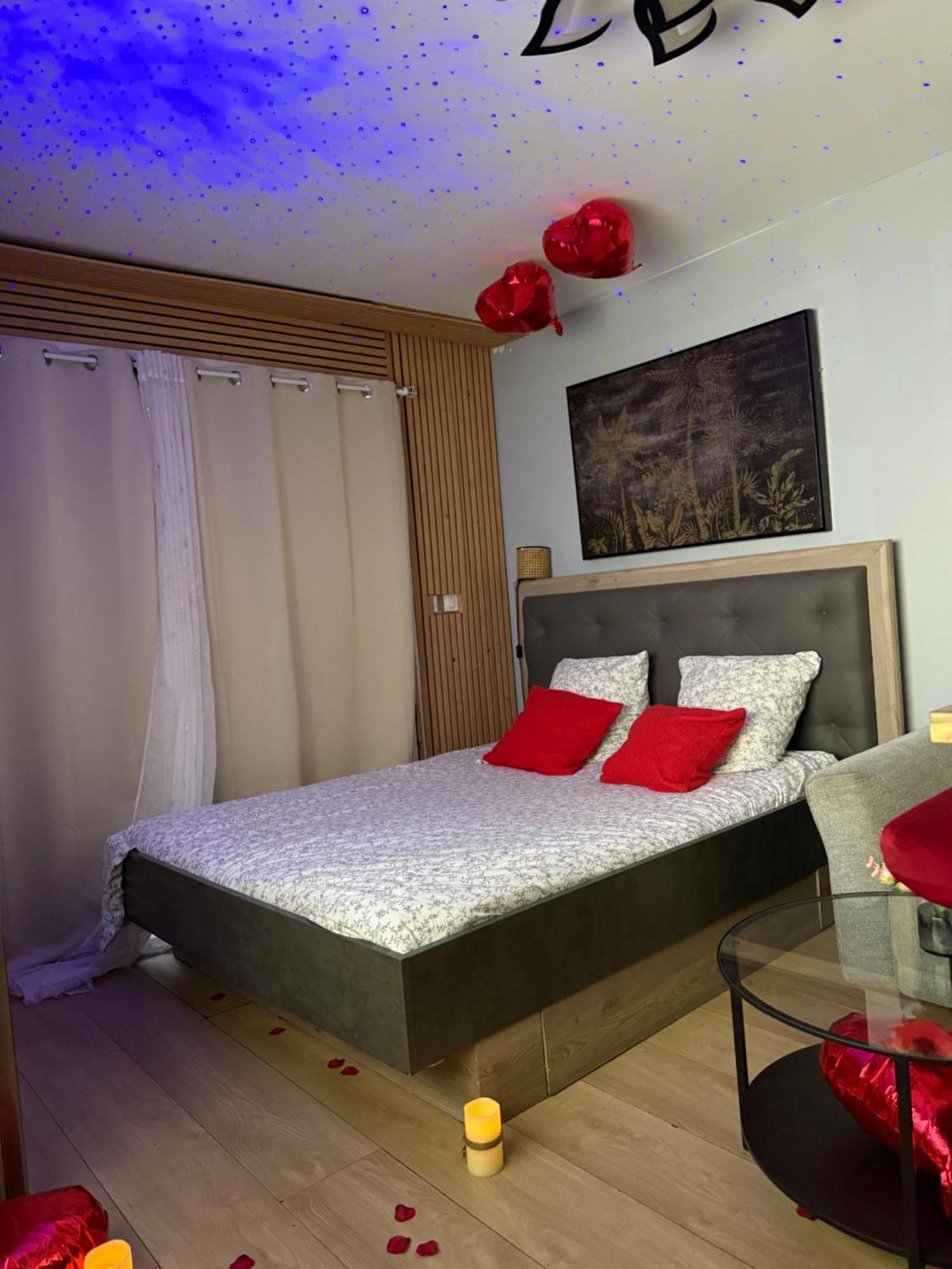 Love Room Nantais Nantes Exterior photo